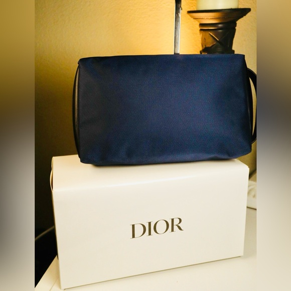 “HOST PICK” DIOR navy blue toiletry pouch bag travel case NIB - Picture 4 of 7